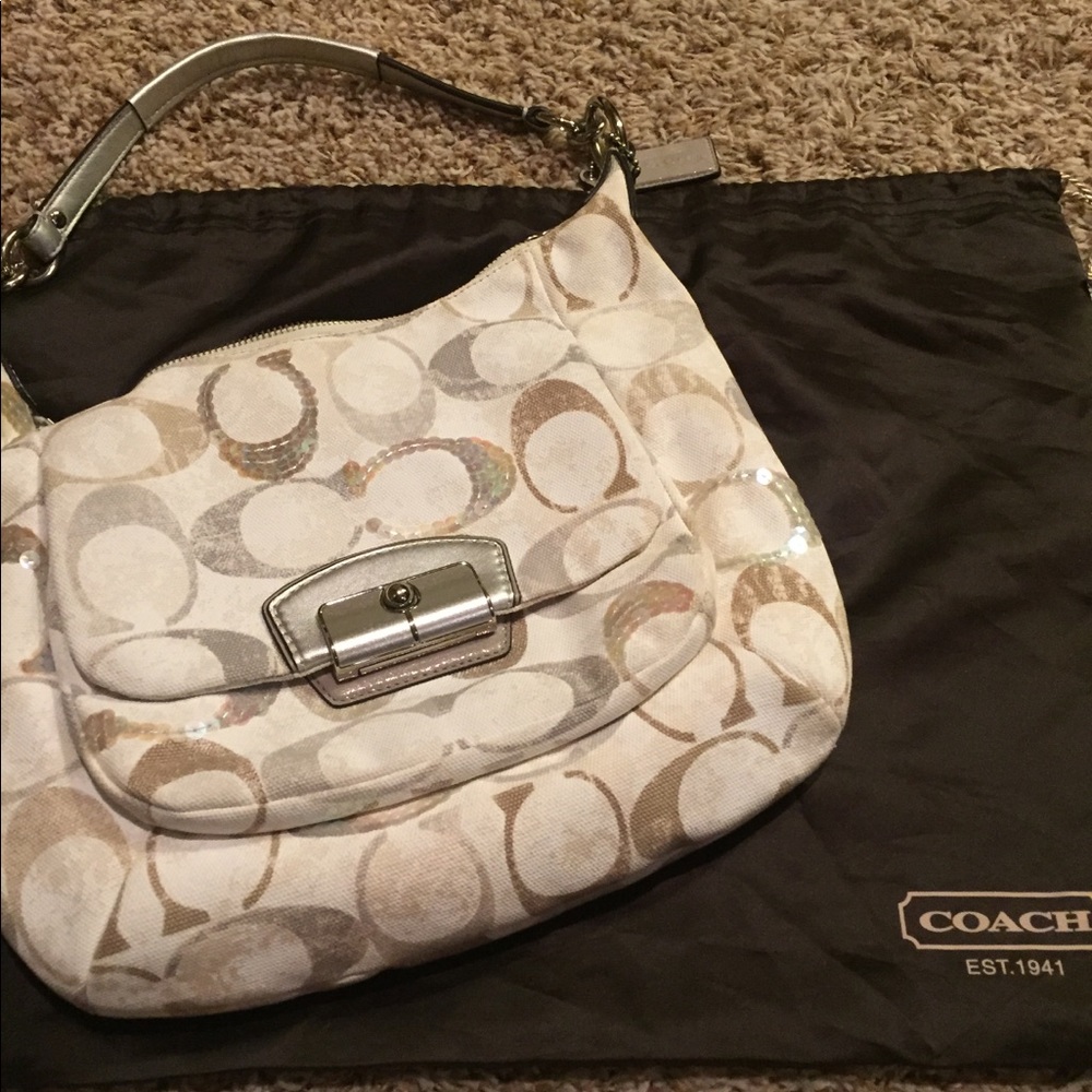 COACH Purse - Shoulder Bag